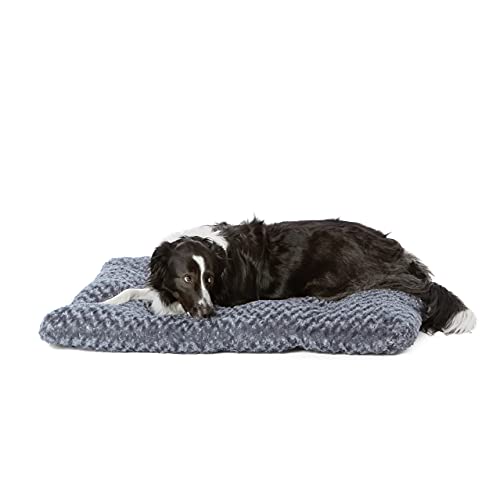 Amazon Basics Cat and Dog Bed, Machine Washable Pet Bed, Large (102 x 69 x 9cm), Grey Swirl - Featured